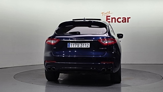 MASERATI LEVANTE 2018