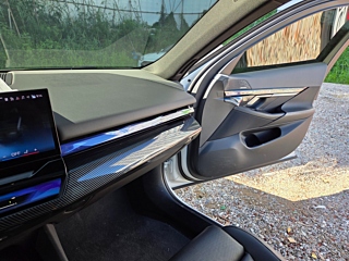 BMW 5-SERIES G60 2023