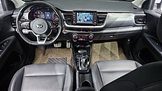 KIA STONIC 2017