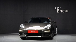 PORSCHE PANAMERA 2015
