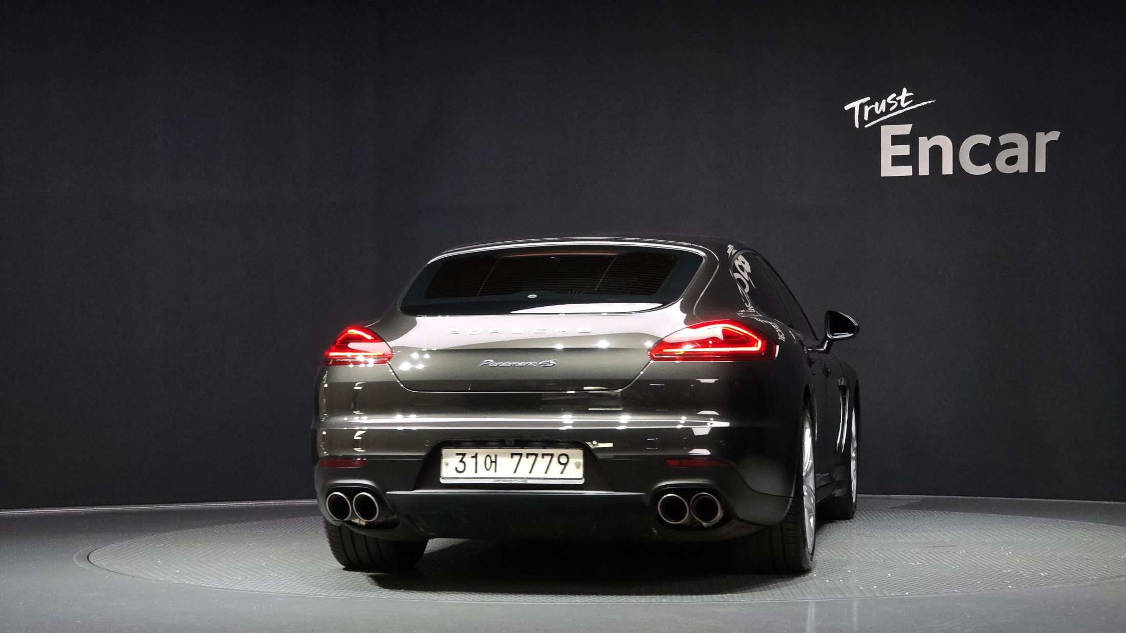 PORSCHE PANAMERA 2015