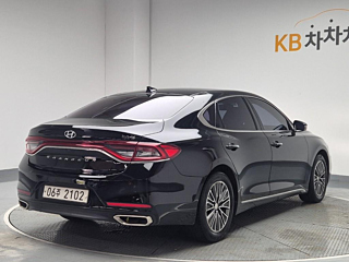 HYUNDAI GRANDEUR IG HYBRID 2018