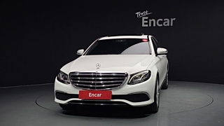 MERCEDES BENZ E-CLASS W213 2019