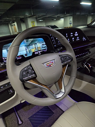CADILLAC ESCALADE  2022