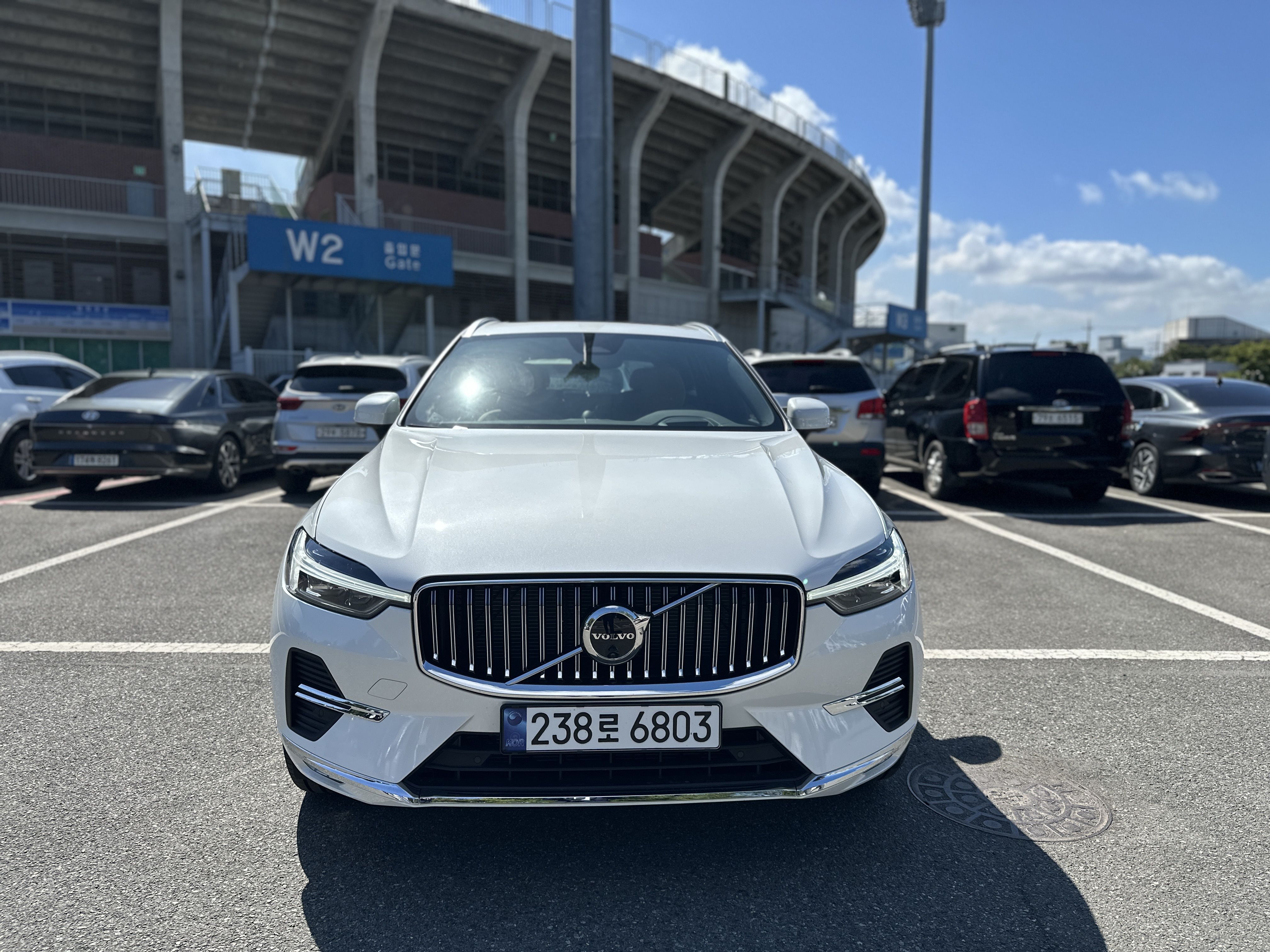 VOLVO XC60 2025
