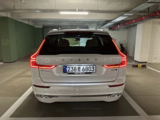VOLVO XC60 2025