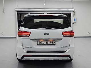 KIA CARNIVAL 2016
