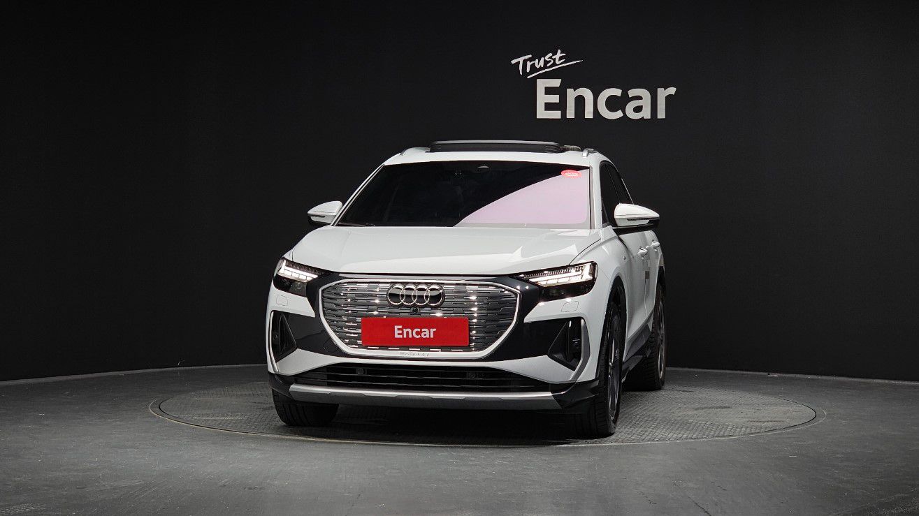 AUDI Q4 E-TRON F4 2023