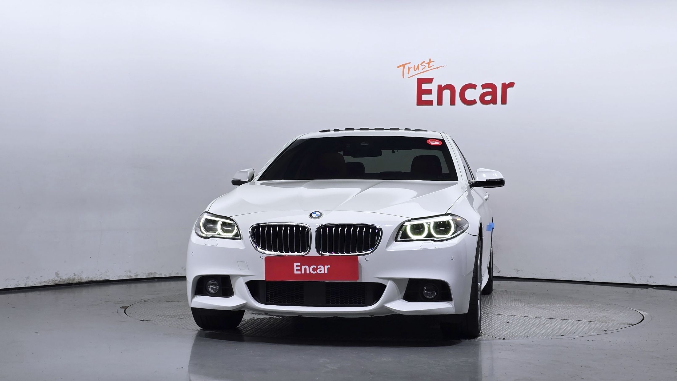 BMW 5-SERIES F10 2016