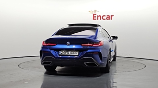 BMW 8-SERIES G15 2022