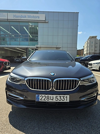 BMW 5-SERIES G30 2020