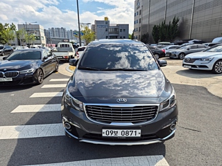 KIA CARNIVAL 2016