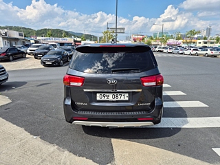 KIA CARNIVAL 2016