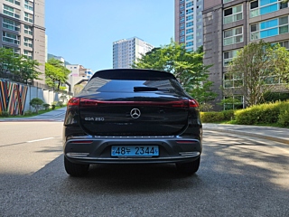 MERCEDES BENZ EQA H243 2021