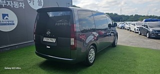 HYUNDAI STARIA 2022