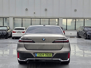 BMW 7-SERIES G70 2024