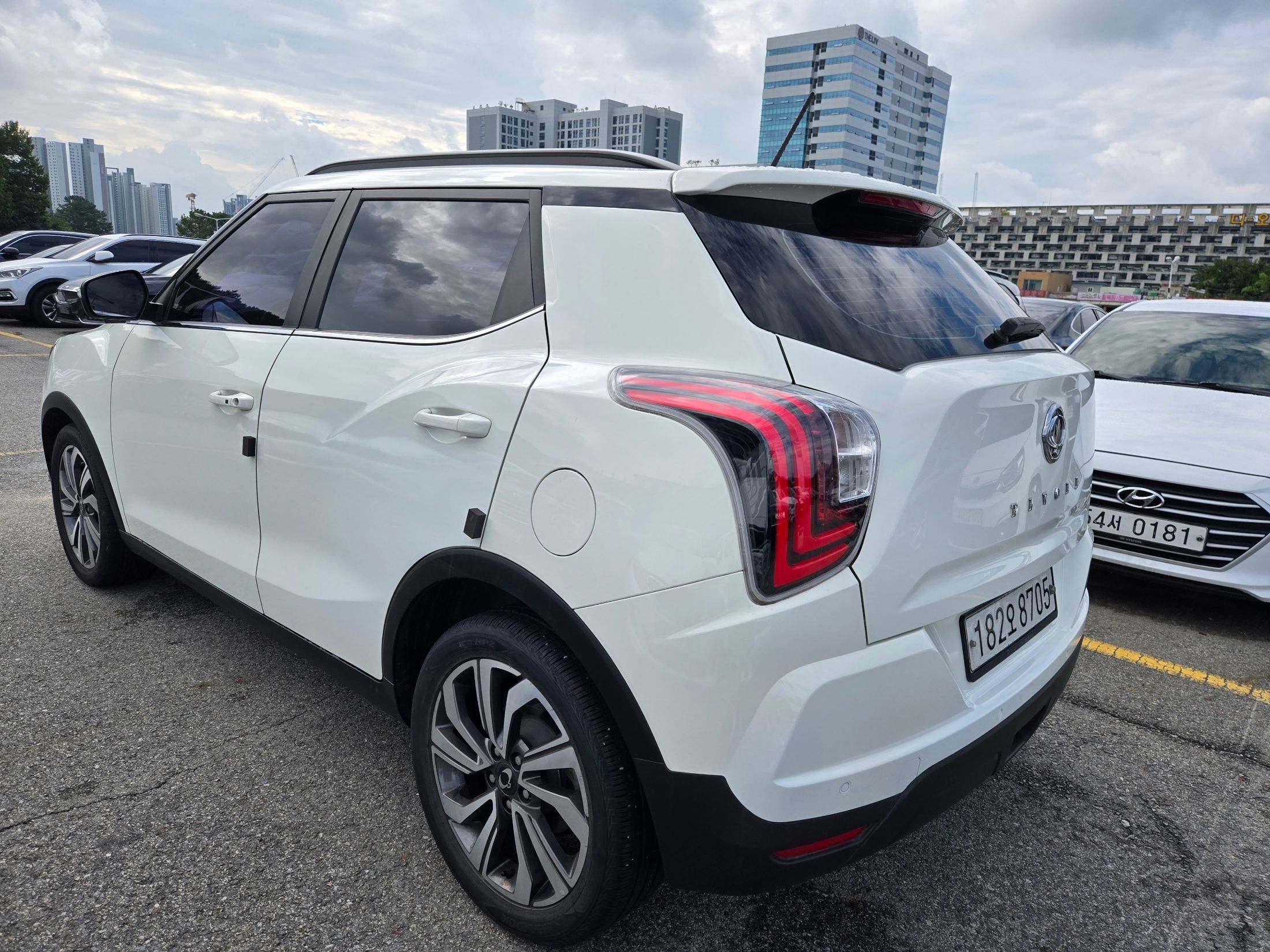 SSANGYONG TIVOLI VERY NEW 2019