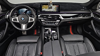 BMW 5-SERIES G30 2022