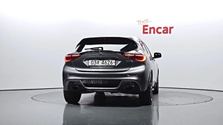 INFINITI Q30 2017