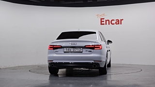AUDI A4 B9 2016