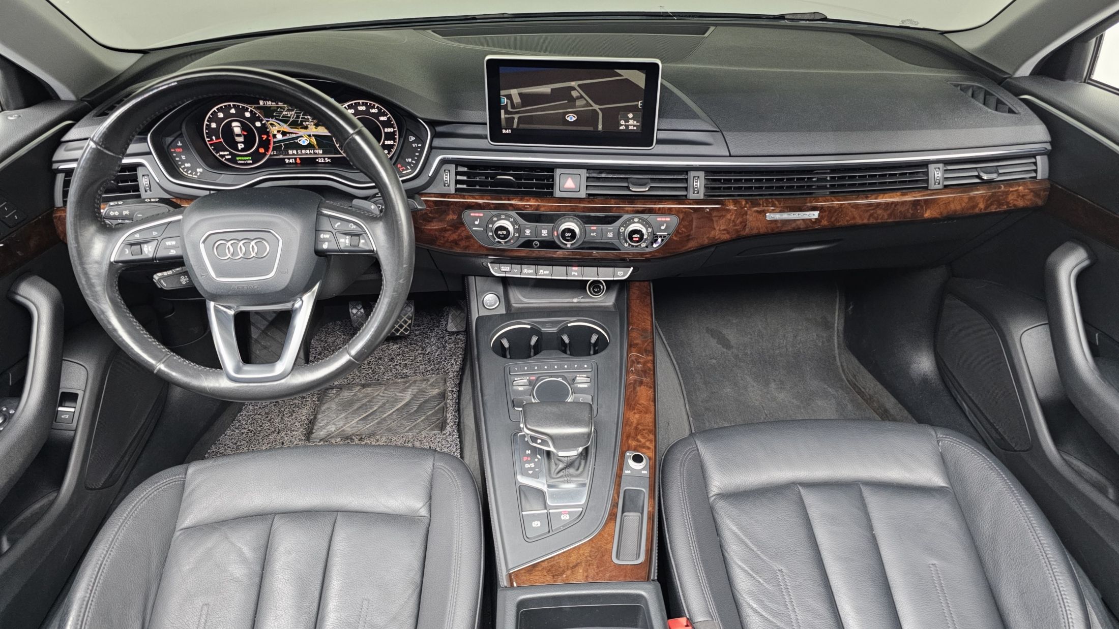 AUDI A4 B9 2016
