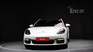 PORSCHE PANAMERA 971 2019