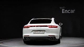 PORSCHE PANAMERA 971 2019