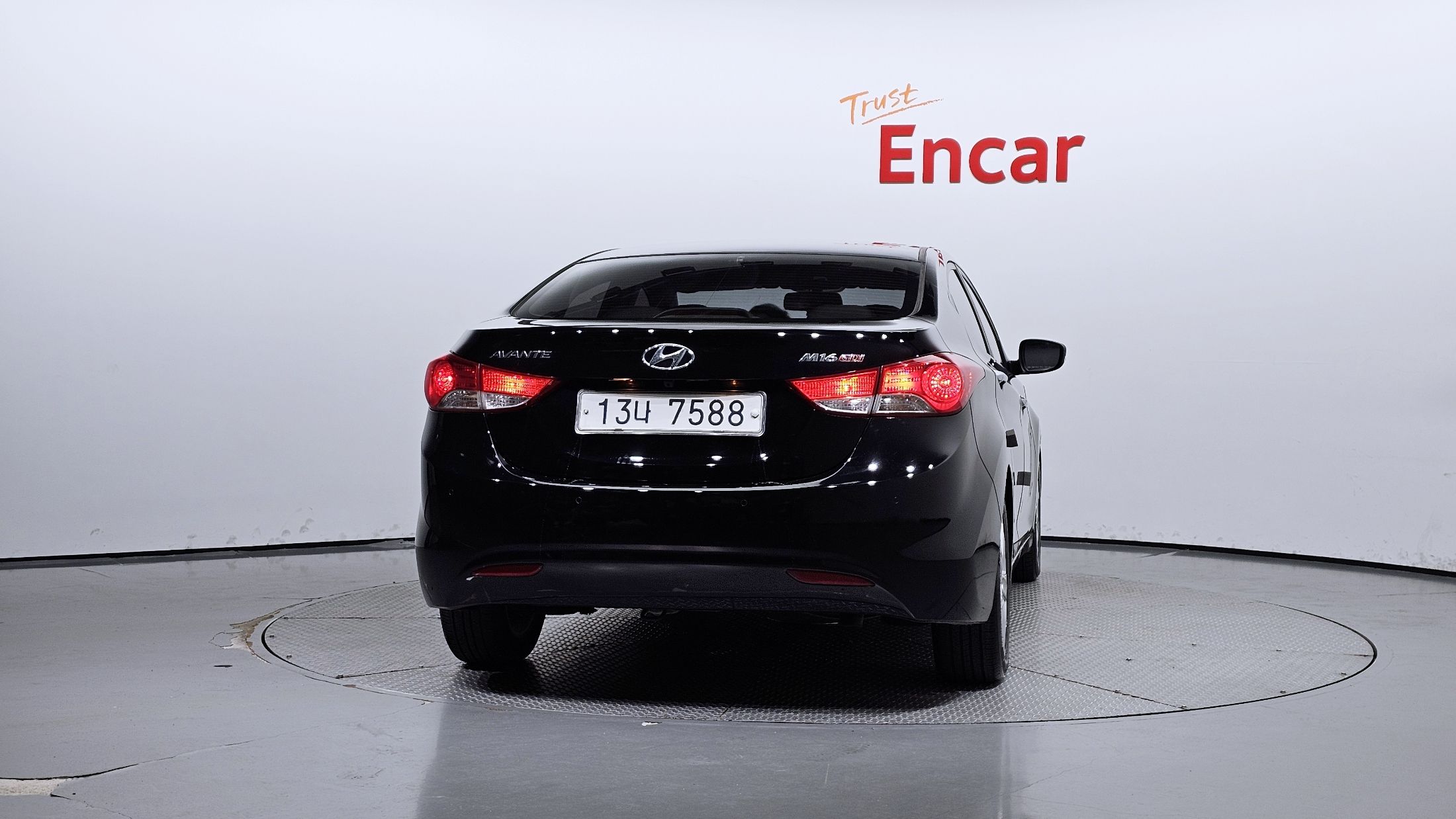 HYUNDAI AVANTE MD 2010