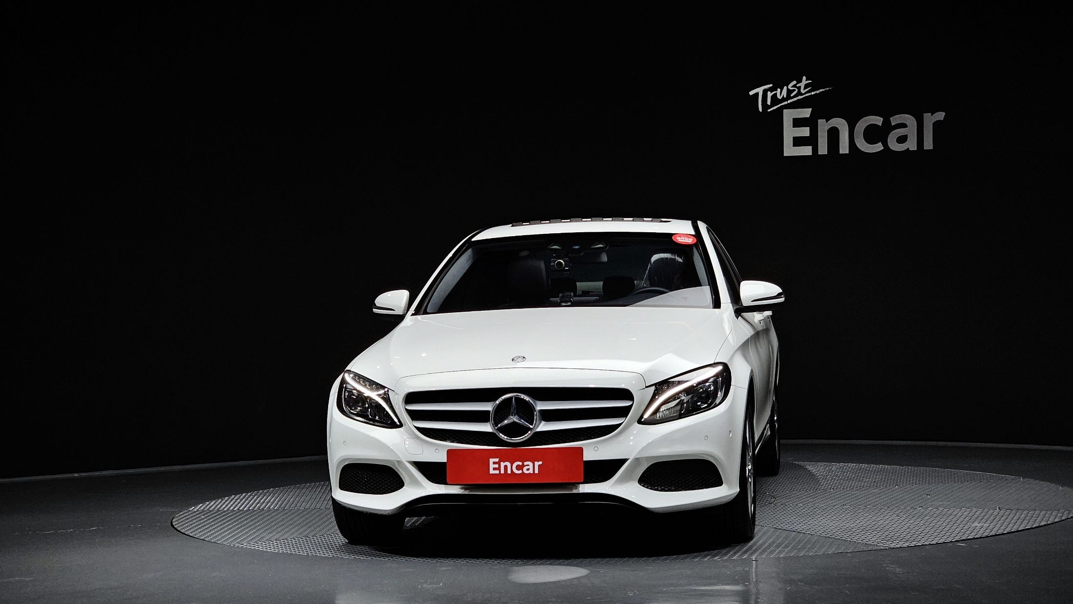 MERCEDES BENZ C-CLASS W205 2016