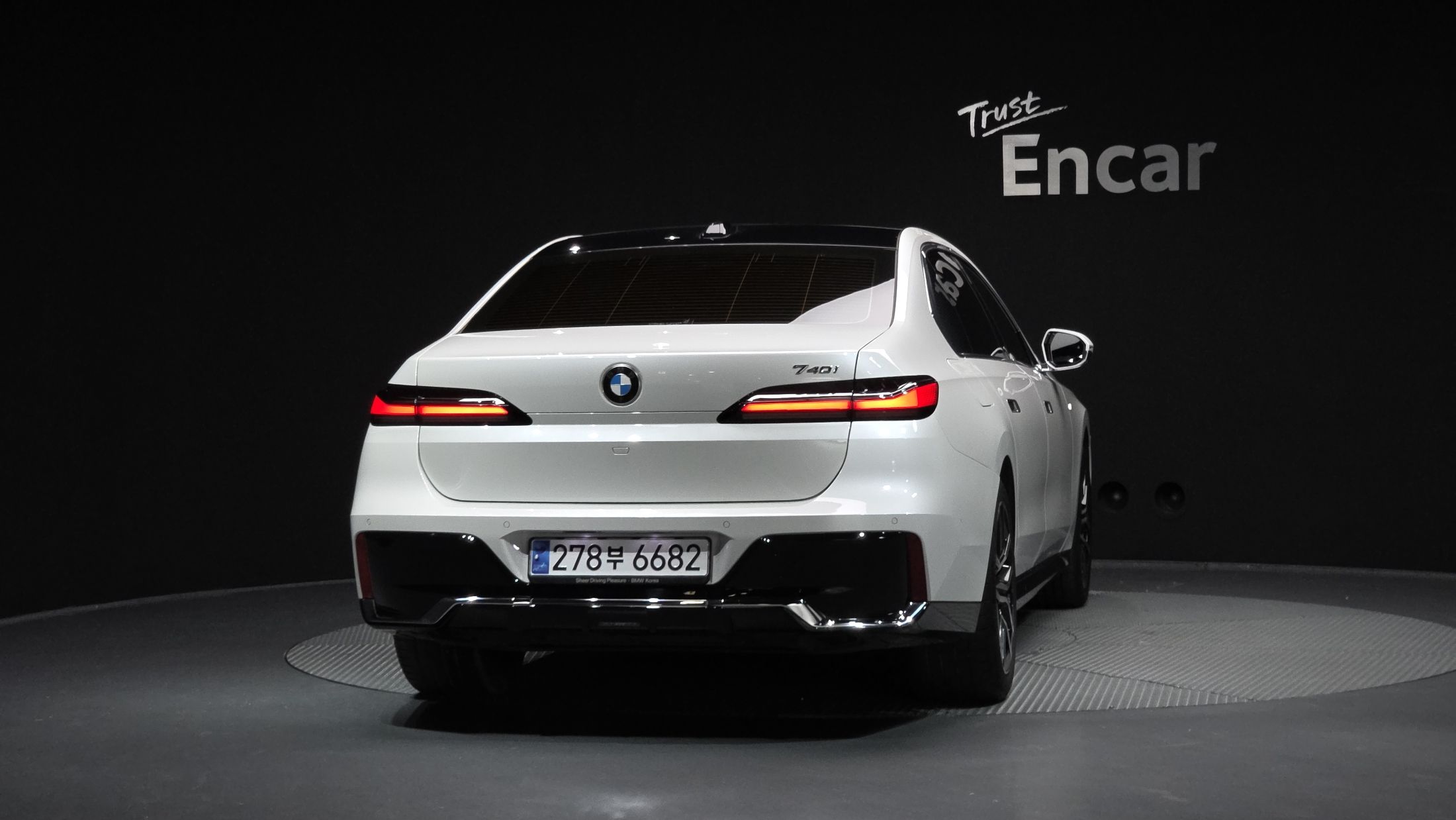 BMW 7-SERIES G70 2022