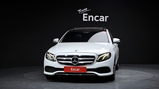 MERCEDES BENZ E-CLASS W213 2019