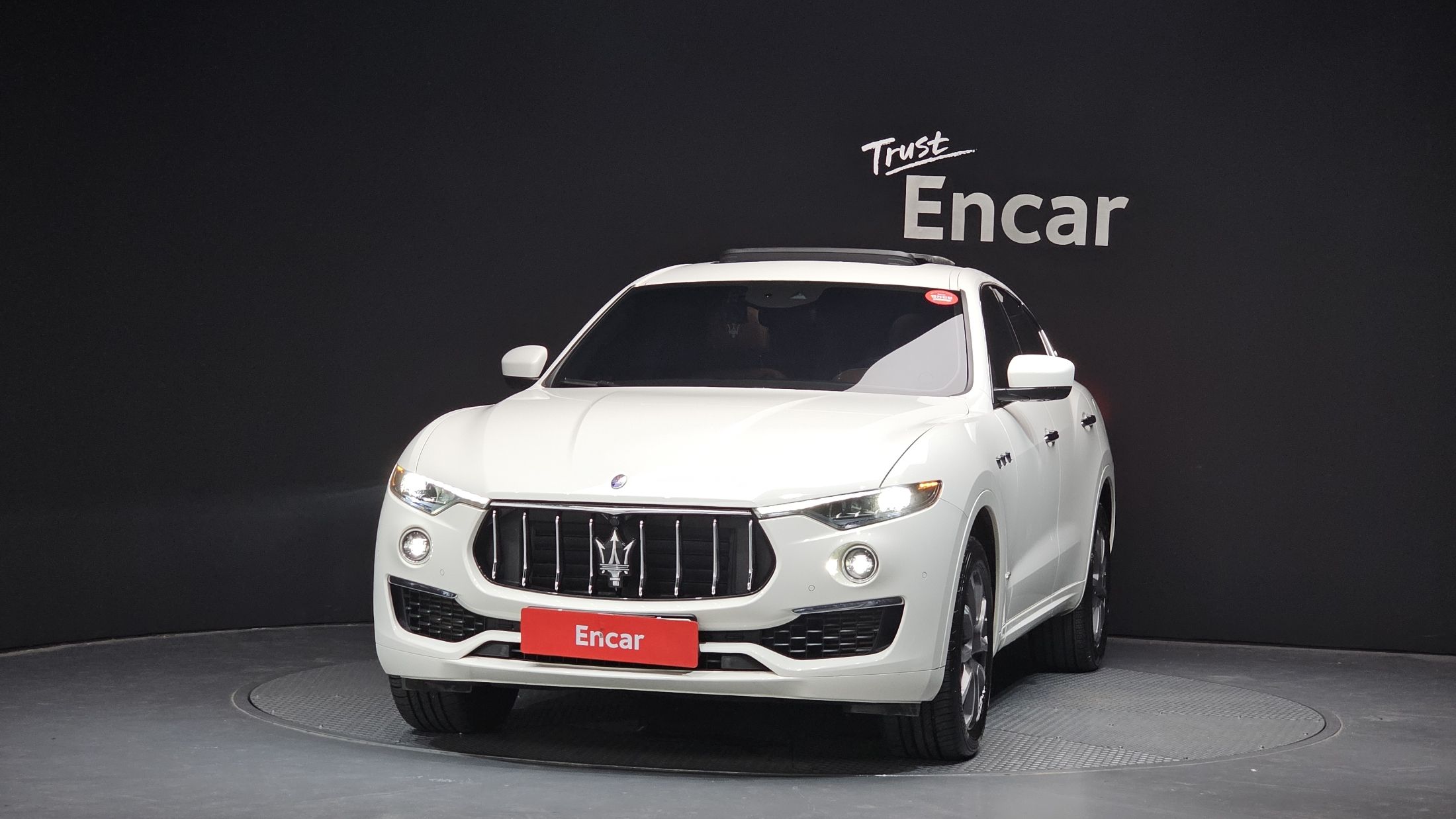 MASERATI LEVANTE 2020