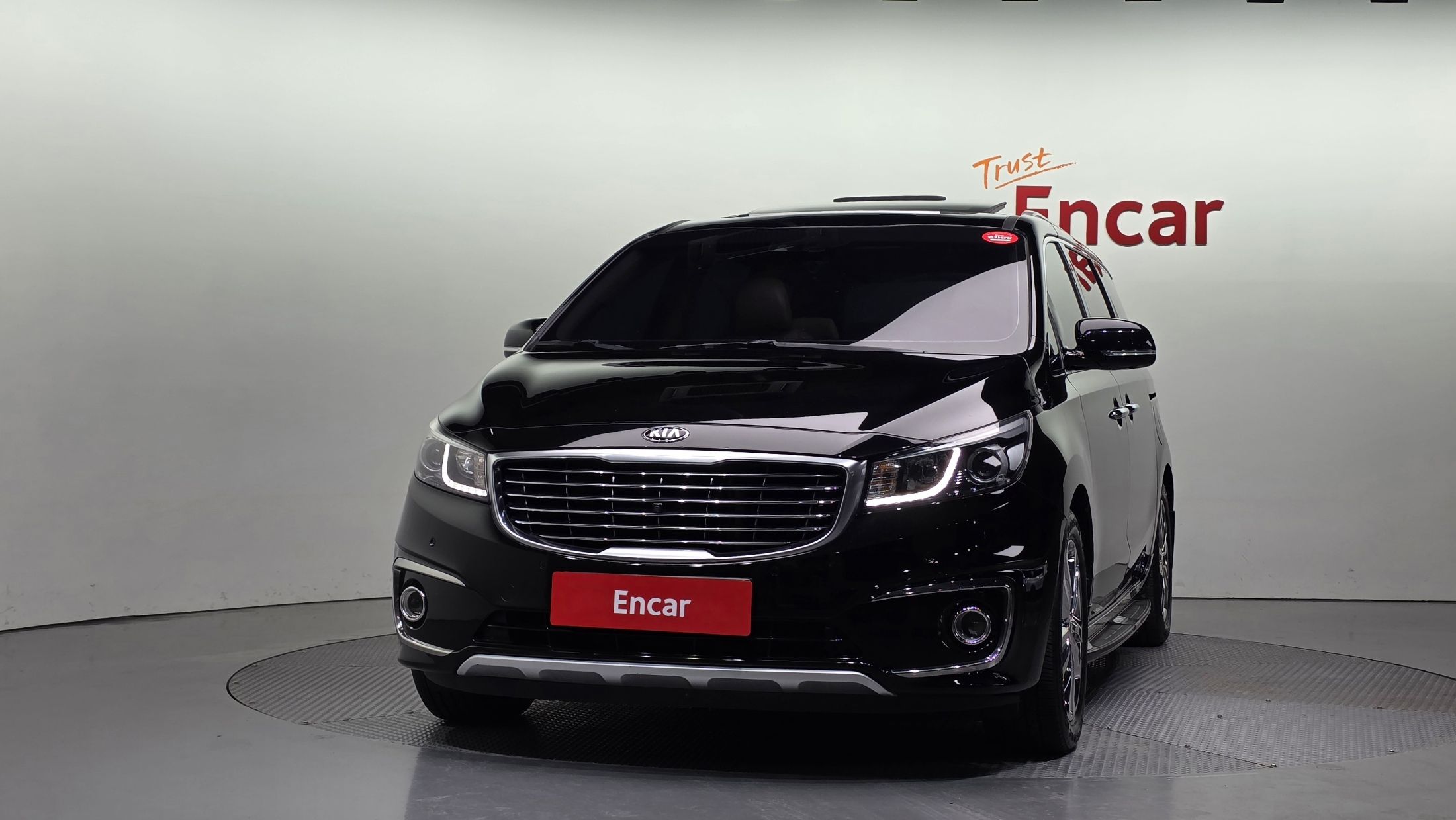 KIA CARNIVAL 2016