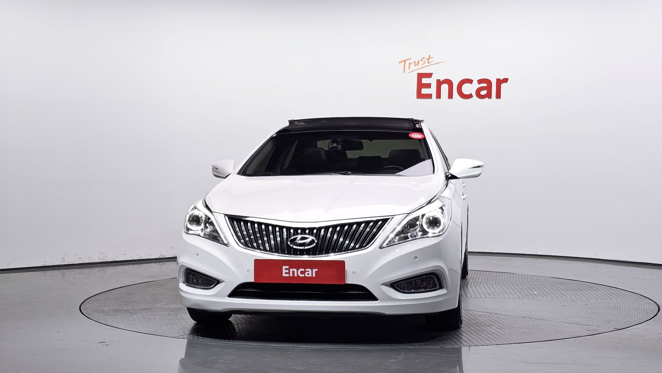 HYUNDAI GRANDEUR HG 2014