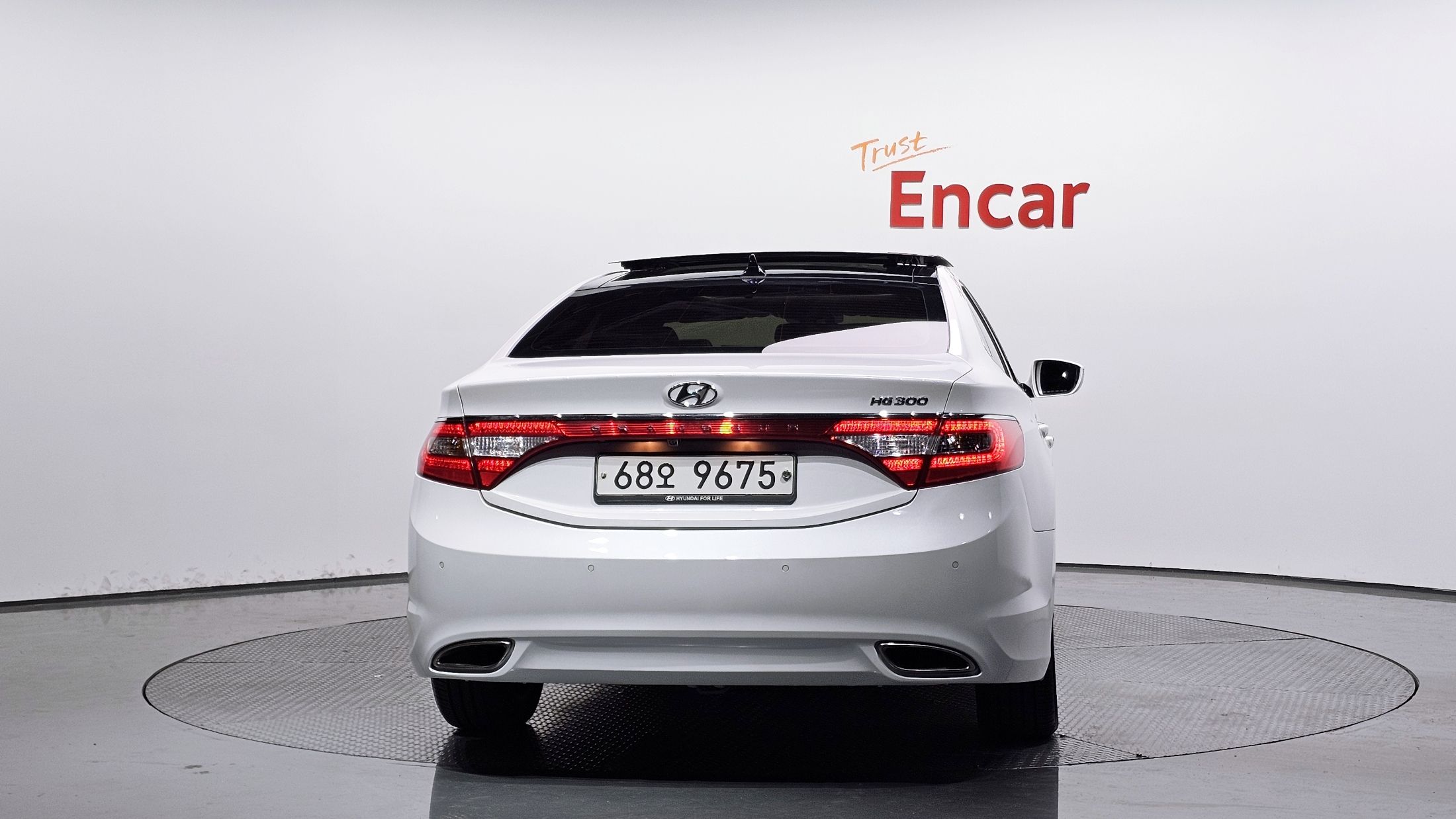 HYUNDAI GRANDEUR HG 2014