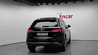 AUDI Q5 FY 2022