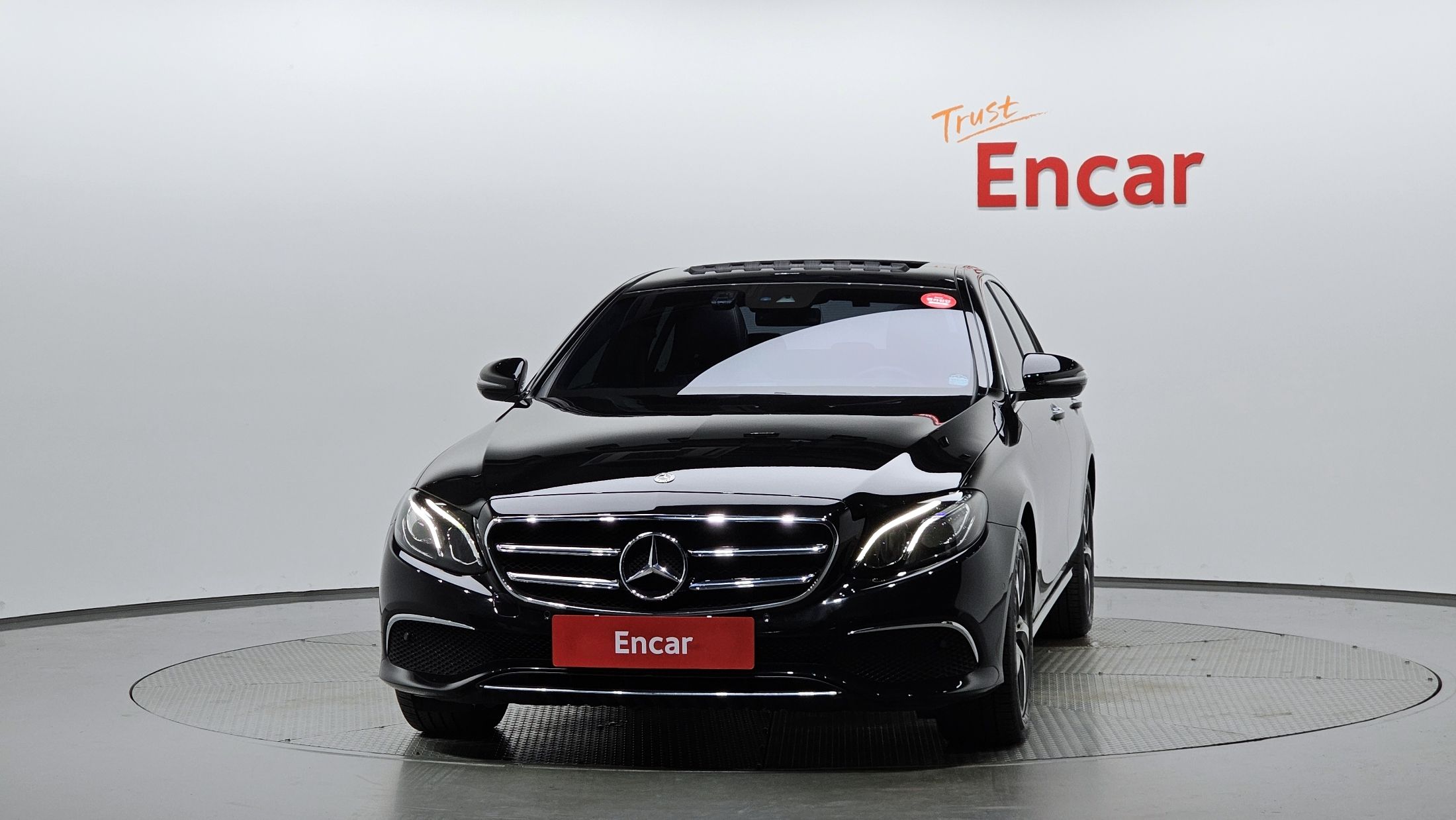 MERCEDES BENZ E-CLASS W213 2020