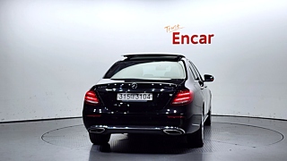 MERCEDES BENZ E-CLASS W213 2019
