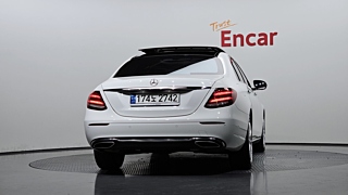 MERCEDES BENZ E-CLASS W213 2016