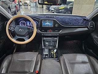 HYUNDAI GRANDEUR IG 2018