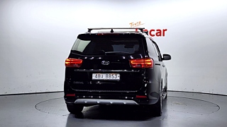 KIA CARNIVAL 2018