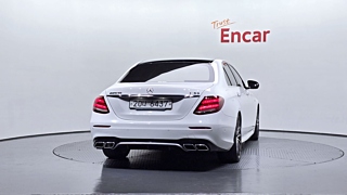 MERCEDES BENZ E-CLASS W213 2019