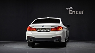 BMW 5-SERIES G30 2018