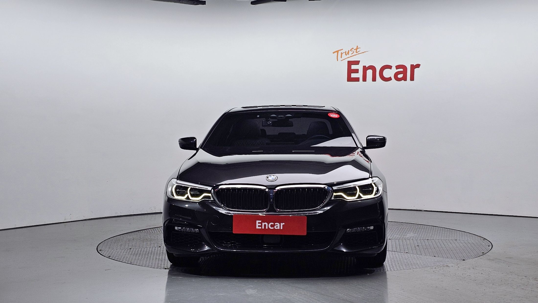 BMW 5-SERIES G30 2017