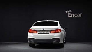 BMW 5-SERIES G30 2017