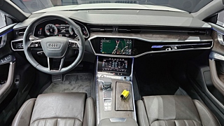 AUDI A7 4K 2021