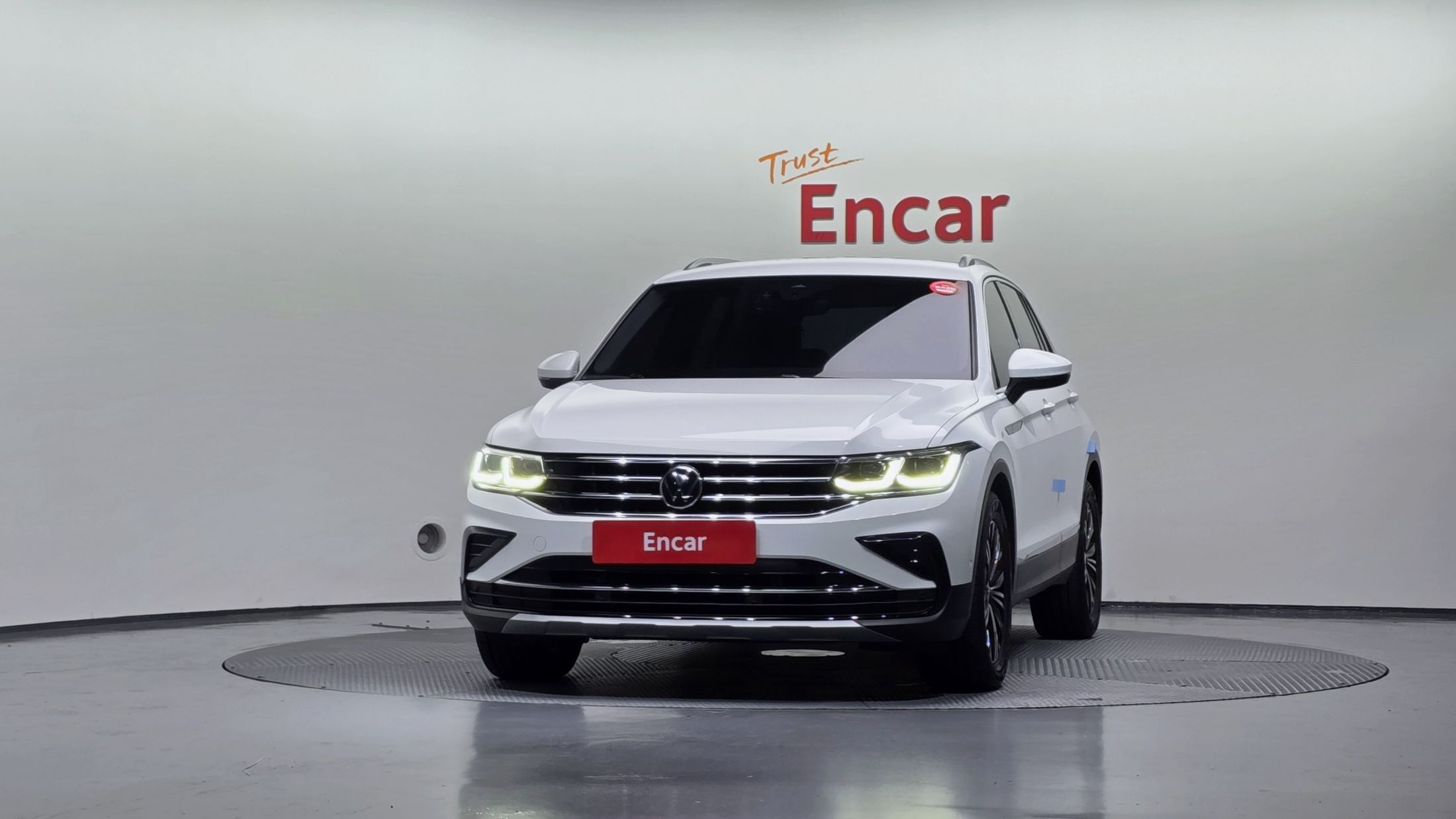VOLKSWAGEN TIGUAN 2021