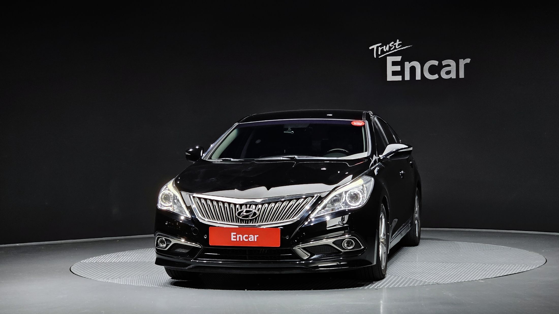 HYUNDAI GRANDEUR HG 2014