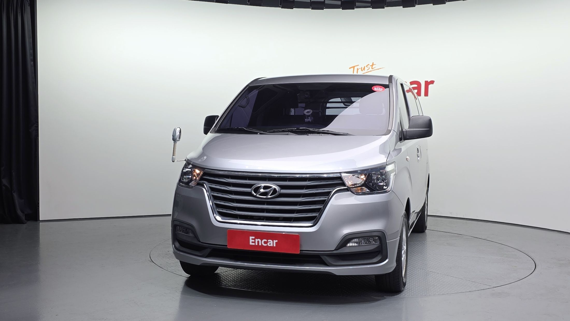 HYUNDAI STAREX GRAND 2019