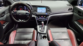 HYUNDAI AVANTE AD 2017